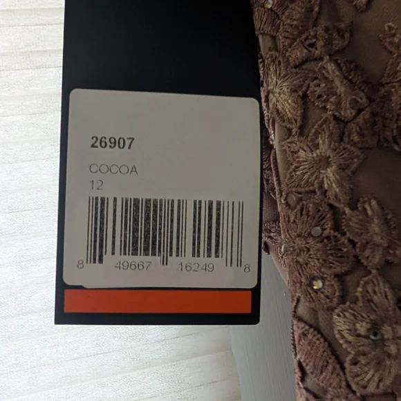 NWT La Femme Short Sleeve Tulle Ball Gown Size 12 Cocoa Lace Rhinestones - Picture 7 of 8